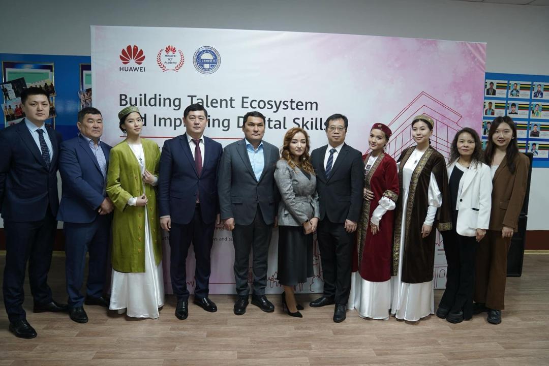 В университете Шакарима открыта Академия Huawei ICT
