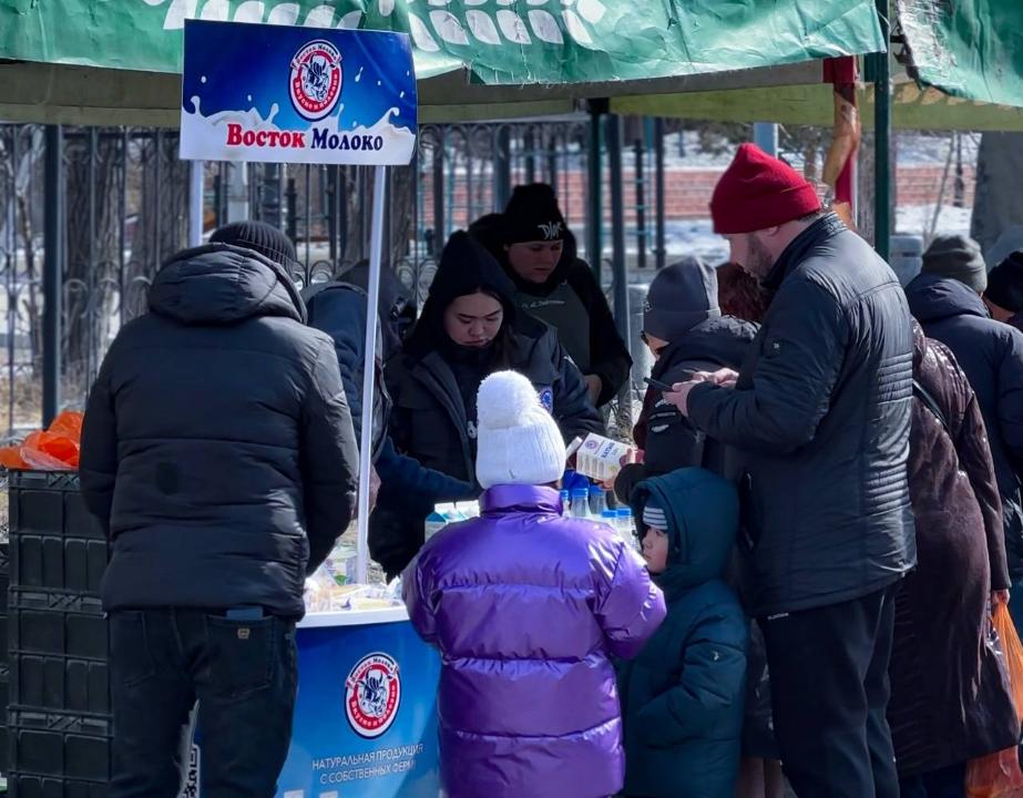 В Семее прошла ярмарка социально-значимых продовольственных товаров