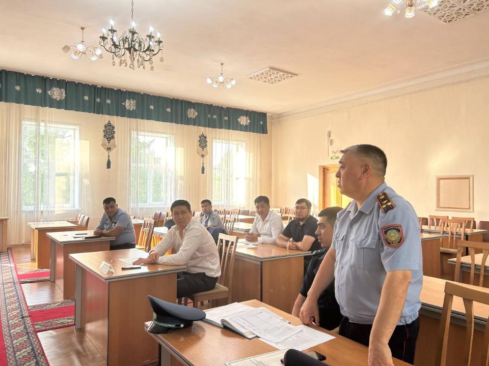 В Семее обсуждены работы по благоустройству территорий железнодорожных переездов