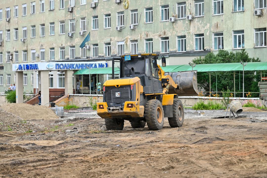 Аким области поручил ускорить темпы строительства объектов в Семее
