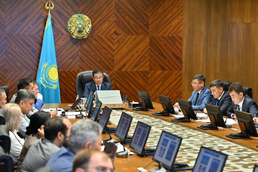 Строительство парков, ремонт дорог: в Семее создают комфортную городскую среду