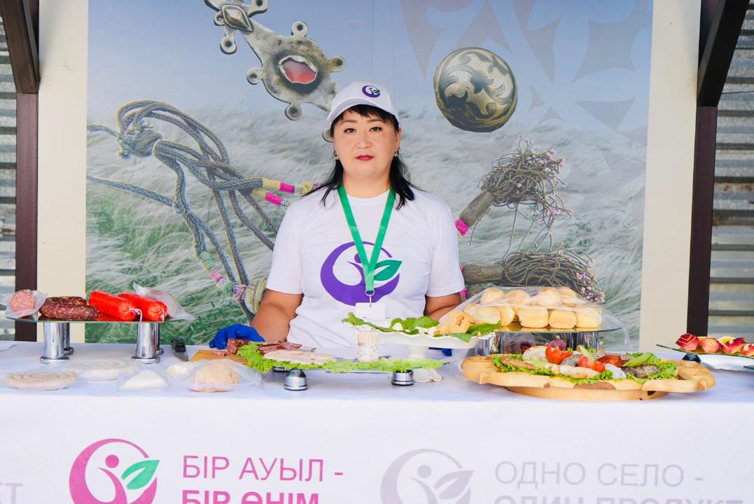 В Семее прошла выставка-ярмарка «Одно село – один продукт»