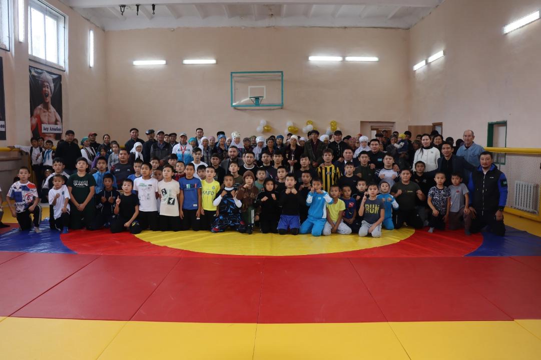 В Урджарском районе открыли спортивные залы