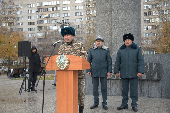 Новобранцев торжественно проводили в армию