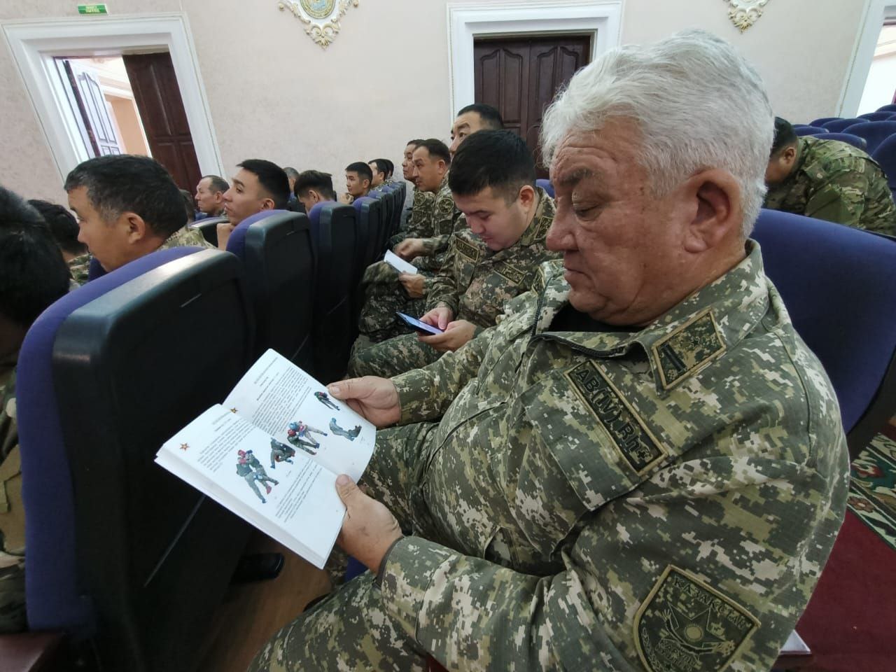 В Семее прошел сбор преподавателей начальной военной подготовки