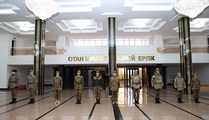 Военнослужащие перешли на единую полевую форму одежды
