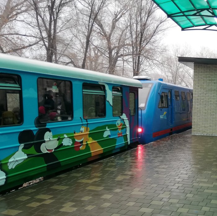 Наш тепловоз вперед лети!
