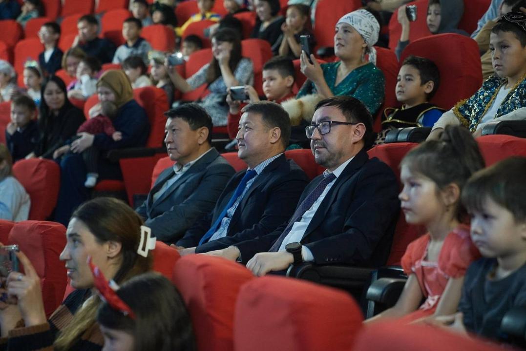 Новогодняя сказка для детей в Семее