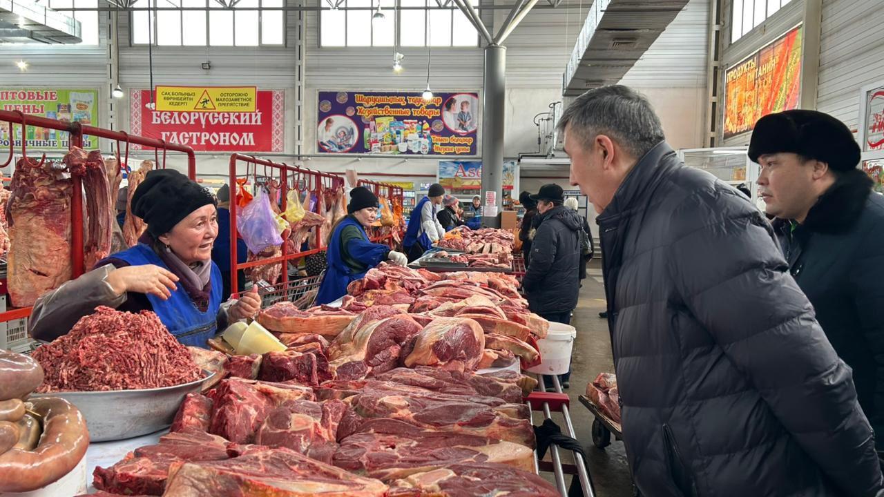 Заместитель акима области проверил цены на социальные продукты питания