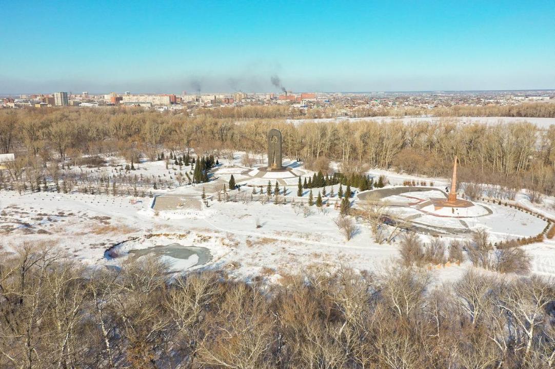 Благоустройство острова Бейбітшілік продолжается