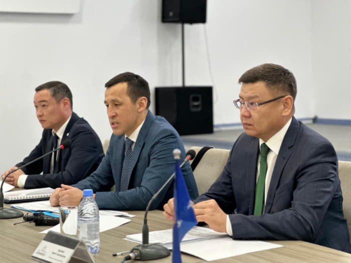 Сбалансированная налоговая политика: Вице-министр финансов встретился с предпринимателями области Абай