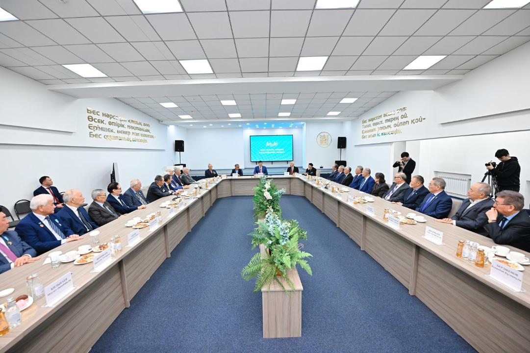 Аким области встретился с аксакалами