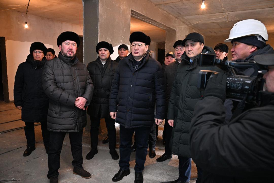Аким области посетил социальные объекты в Аягозе