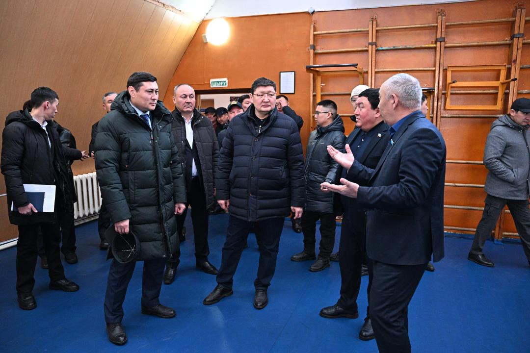 Аким области посетил социальные объекты в Аягозе