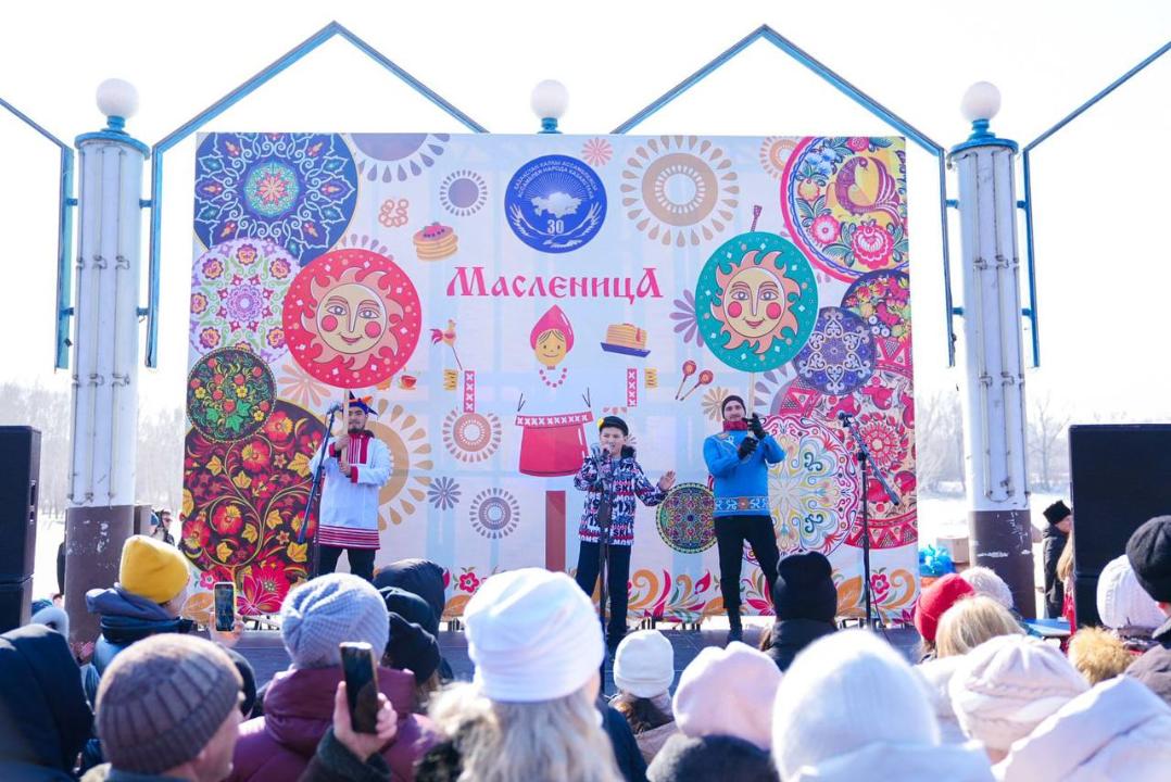 В Семее отпраздновали Масленицу