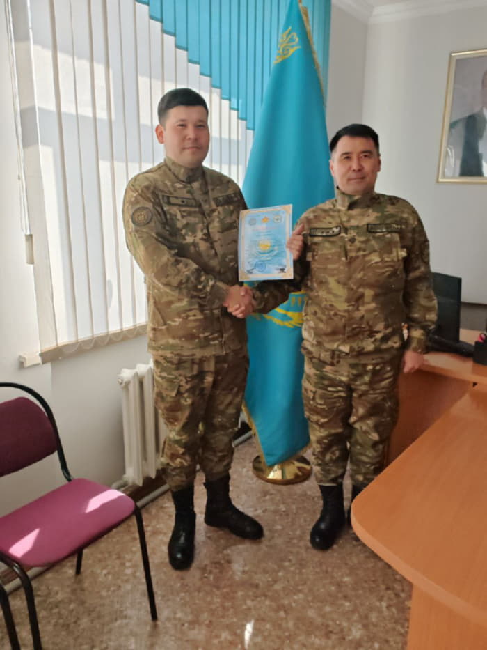 В Семее военнослужащий проявил бдительность
