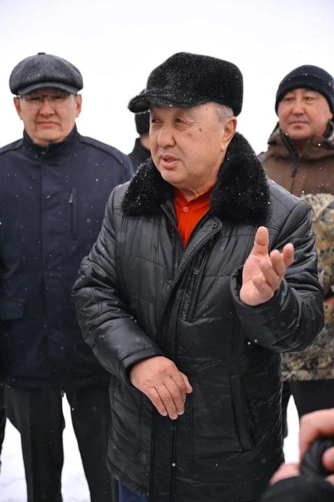 Аким области ознакомился с работой хозяйства по разведению племенных лошадей