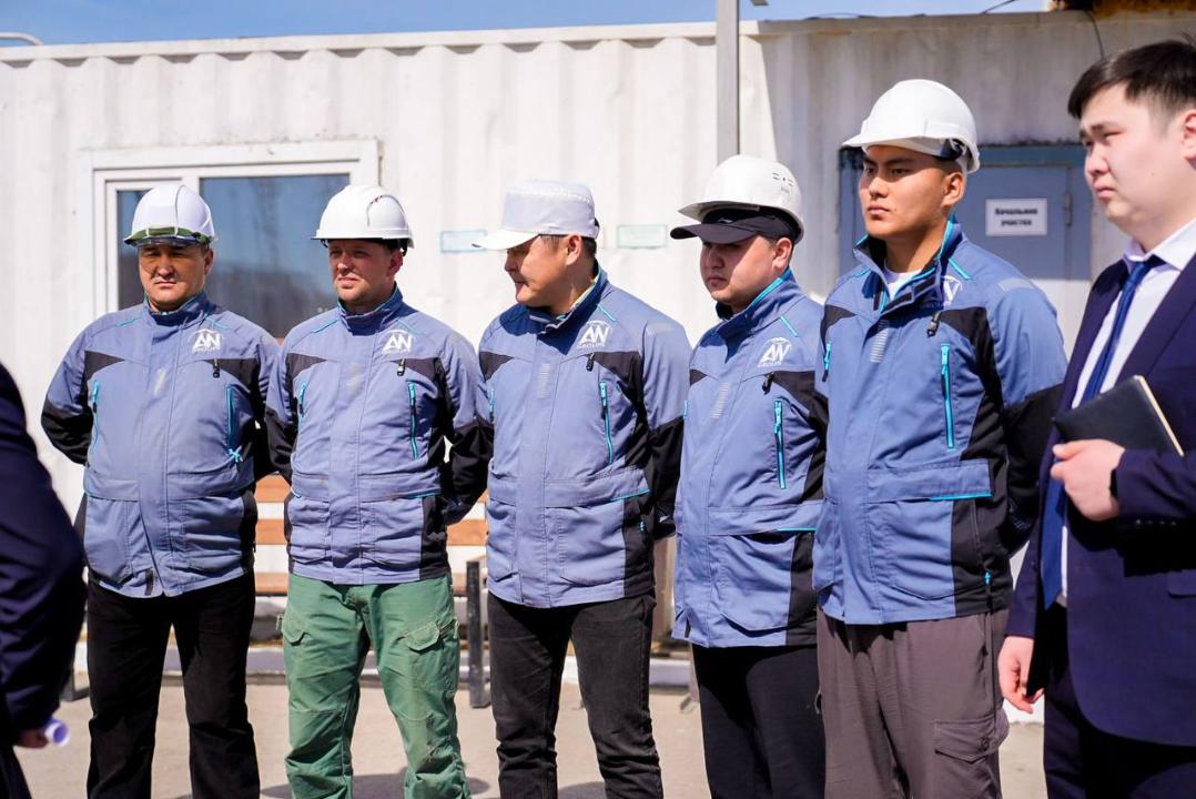 В микрорайоне Карагайлы активно продолжается строительство жилых домов