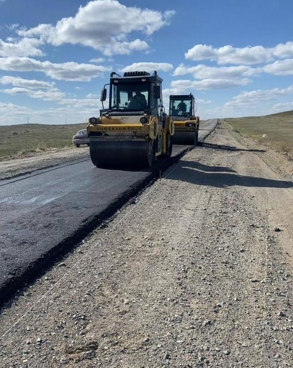 В Аягозе и Абайском районе ремонтируют дороги