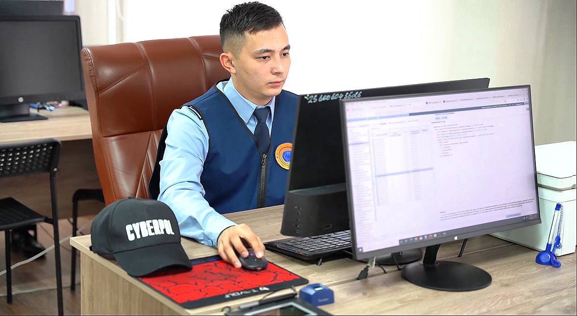Полиция наносит удар по интернет-мошенникам в области Абай