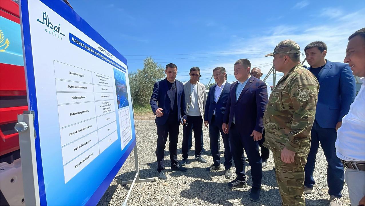 На побережье Алаколя начато строительство пожарного депо и спасательной станции