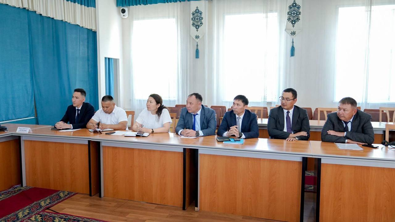 Состоялась встреча руководства города с жителями микрорайона Красный Кордон