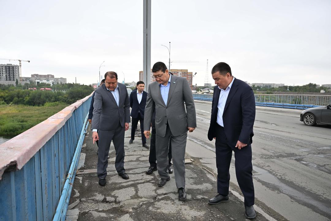 В Семее полностью обновят асфальт на автогужевом (Старом) мосту