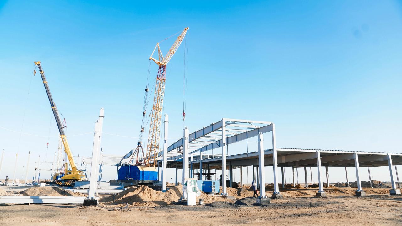 В области активно ведется строительство крупного мясокомбината