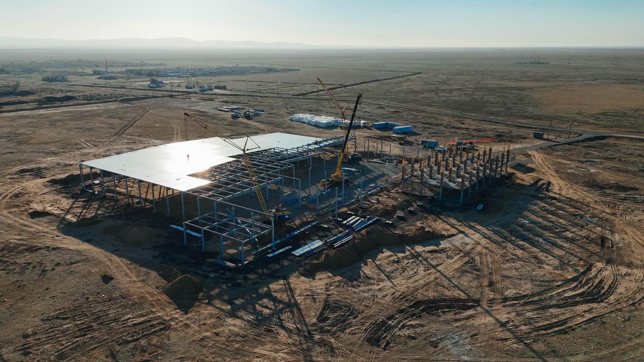 В области активно ведется строительство крупного мясокомбината