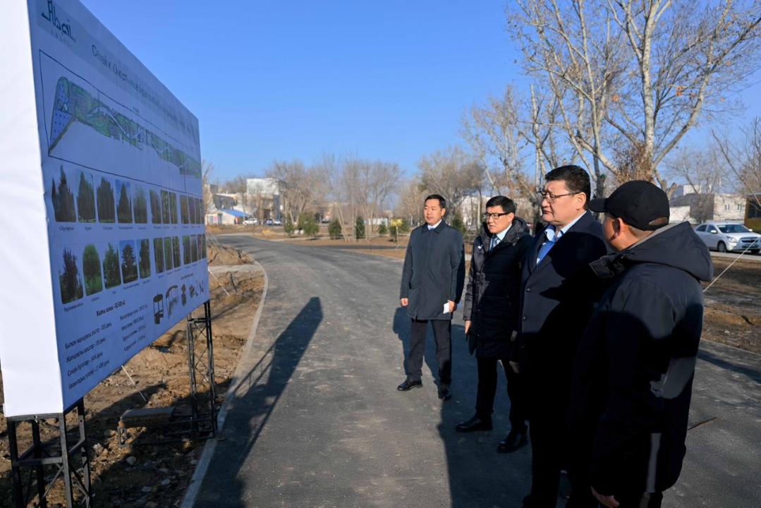 В Семее в микрорайоне «Юность» строится современное общественное пространство