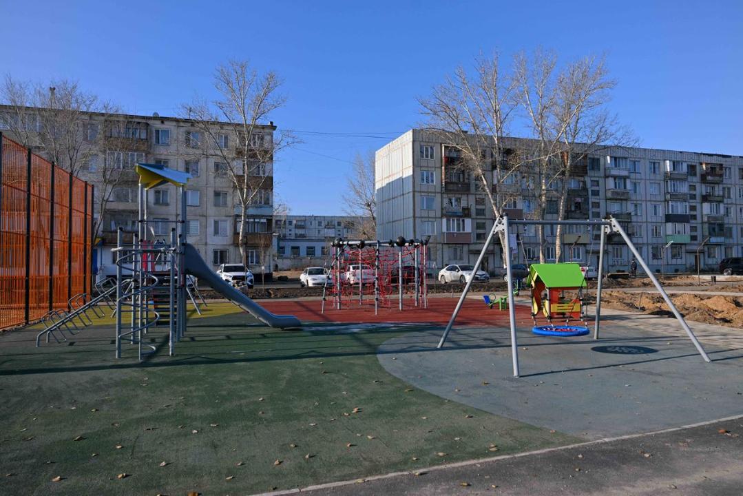 В Семее в микрорайоне «Юность» строится современное общественное пространство