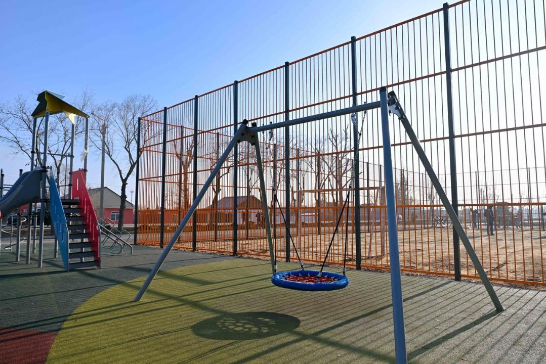 В Семее в микрорайоне «Юность» строится современное общественное пространство