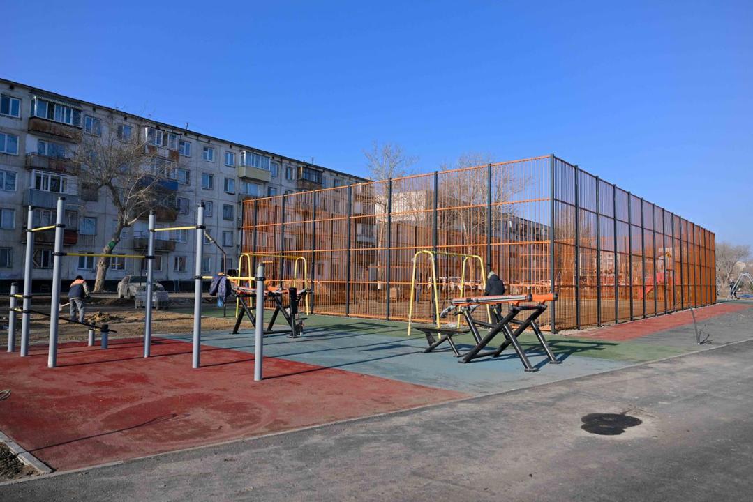 В Семее в микрорайоне «Юность» строится современное общественное пространство