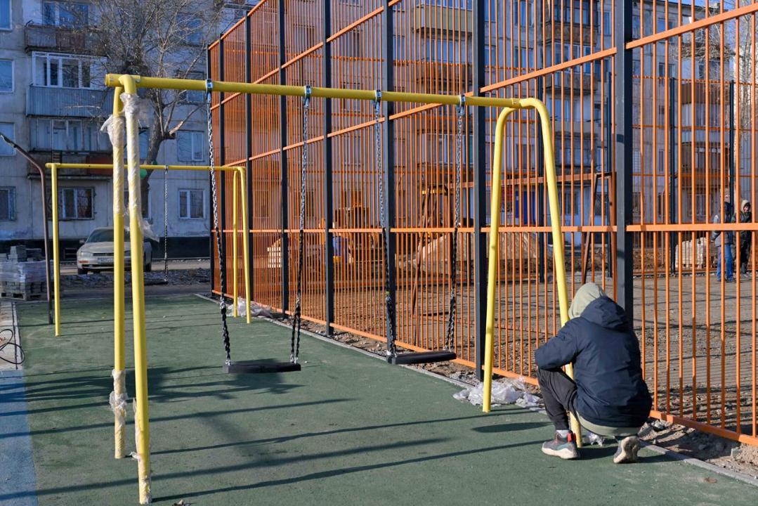 В Семее в микрорайоне «Юность» строится современное общественное пространство