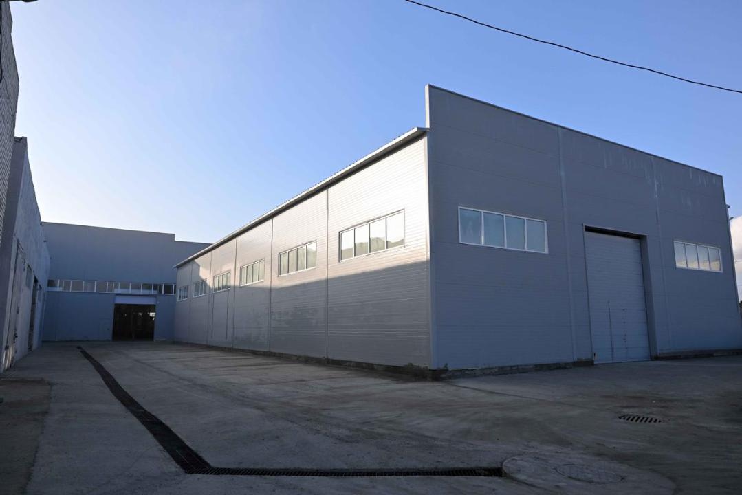 В Семее завершено строительство предприятия по производству OSB-плит и фанеры