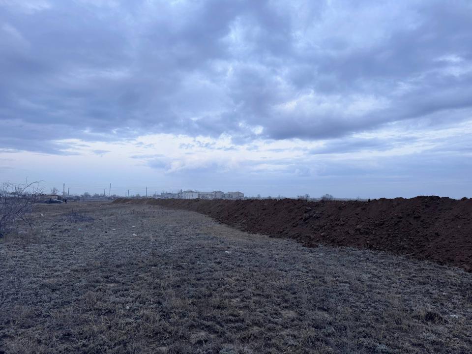 Начались работы по возведению дамбы в посёлке Холодный Ключ