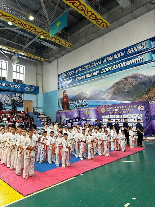 В городе Семей прошло первенство города по каратэ шинкиокушинкай