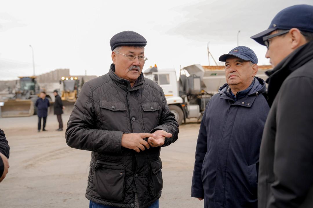 В Семее прошла подготовка специальной техники к зимнему периоду