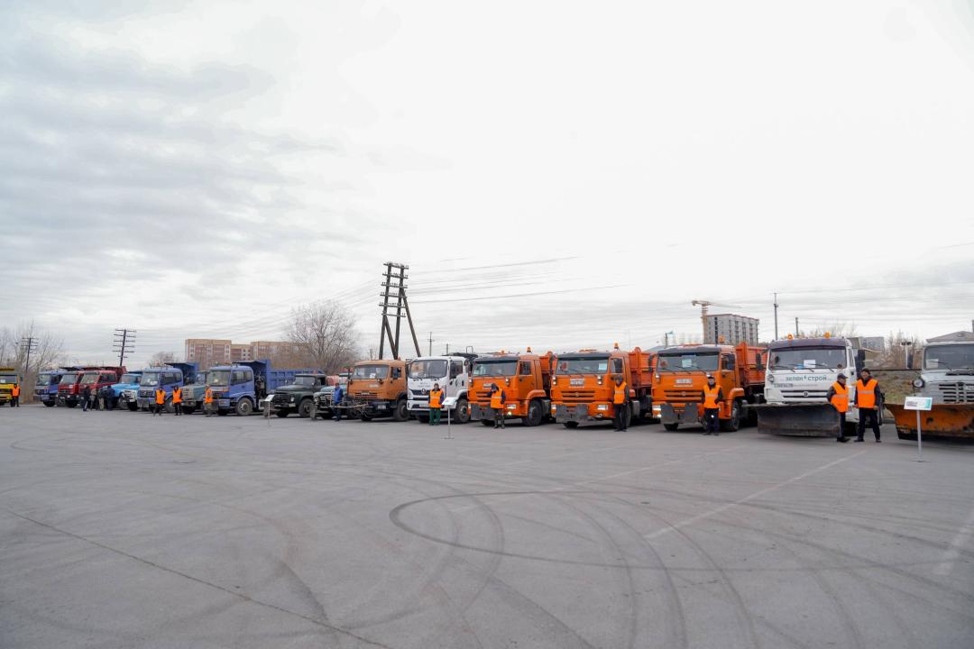 В Семее прошла подготовка специальной техники к зимнему периоду