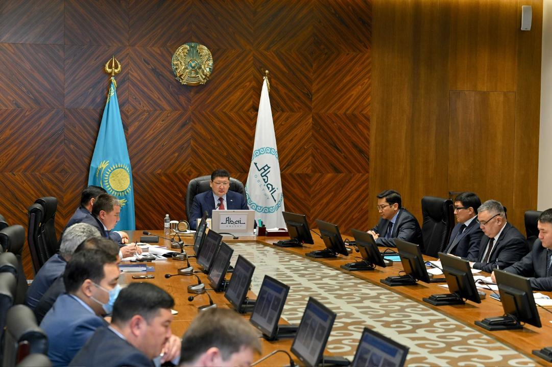 В Семее состоялось совещание по вопросам качества архитектурно-строительных объектов региона