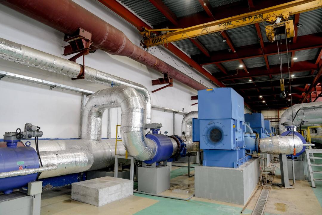 Аким Семея проверил работу тепловых объектов