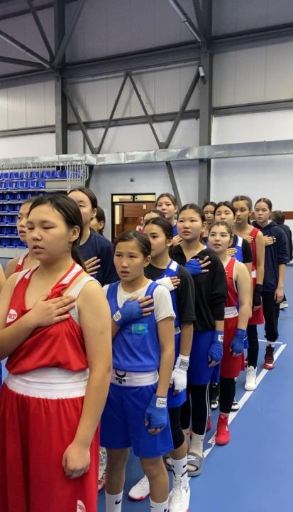 В Семее состоялось открытое первенство города по боксу