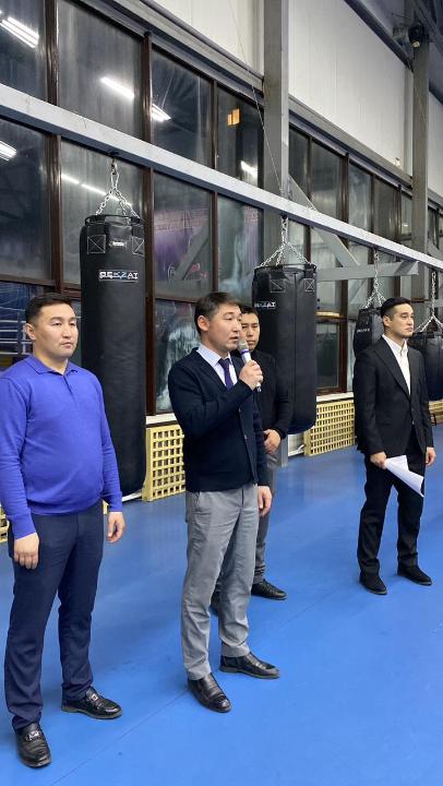 В Семее состоялось открытое первенство города по боксу