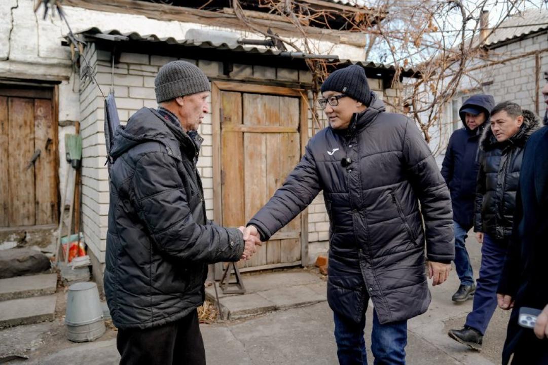 В Семее продолжаются работы по очистке арычной системы