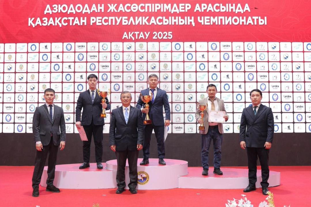 Юные дзюдоисты области Абай заняли первое место в общекомандном зачете на чемпионате Казахстана