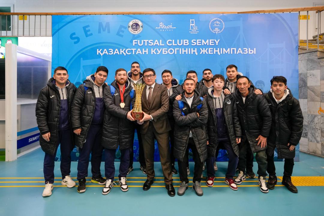 В Семее торжественно встретили футзальный клуб &laquo;Семей&raquo;