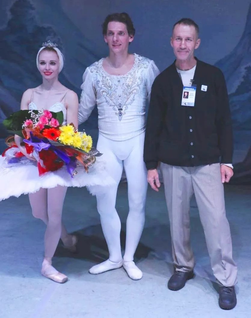 звезды российского шоу-бизнеса поздравили семейчан