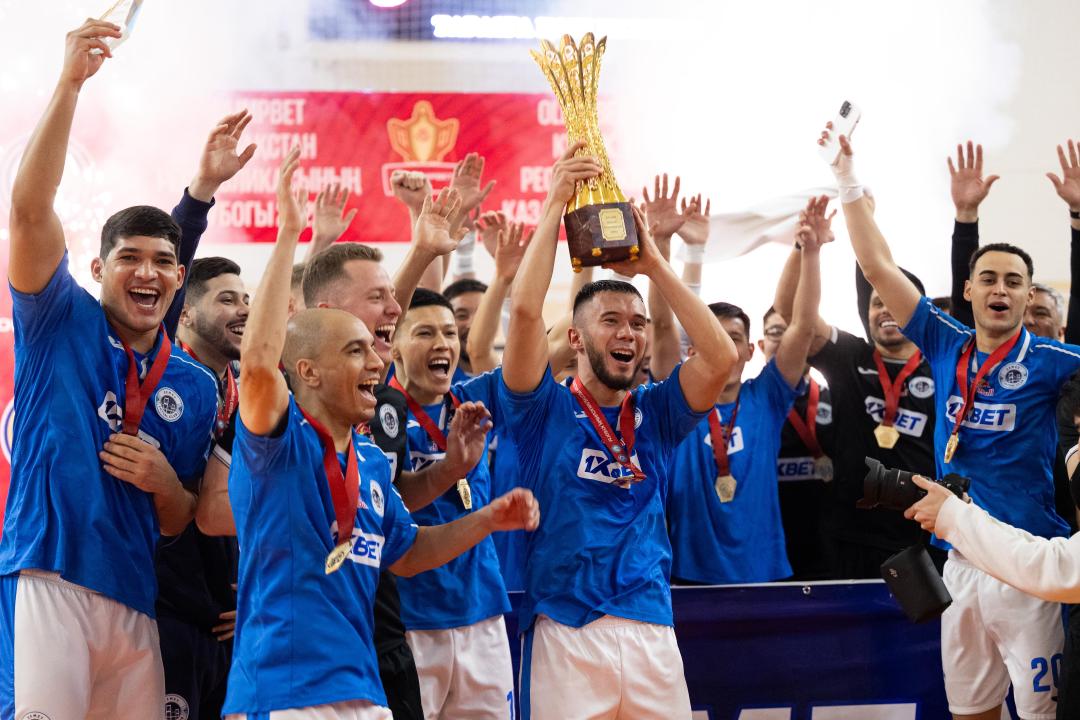 Аким области встретился с генеральным директором ФК &laquo;Семей&raquo;