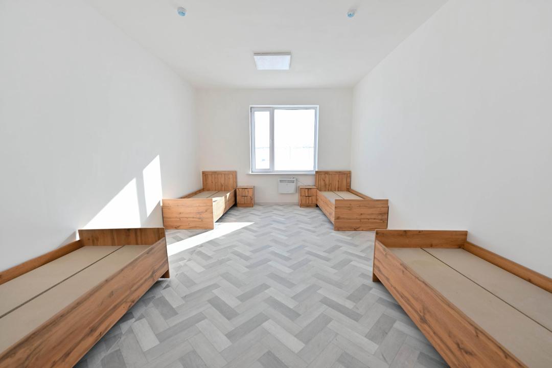 Аким области посетил недостроенные объекты