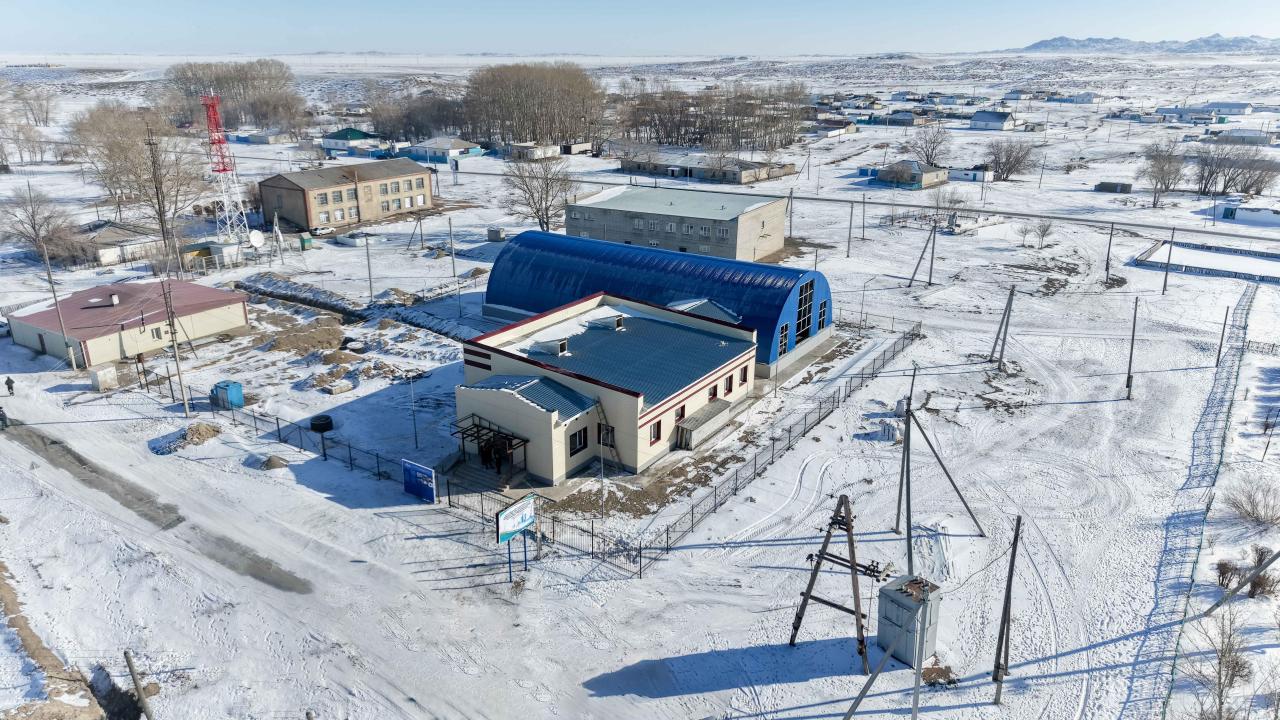 Аким области посетил недостроенные объекты